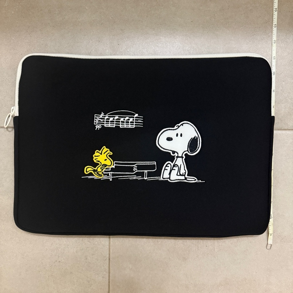 Snoopy laptop case - Picture 3 of 5